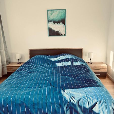 Superbe Appartement T3 Renove - Calais Nord Luaran gambar