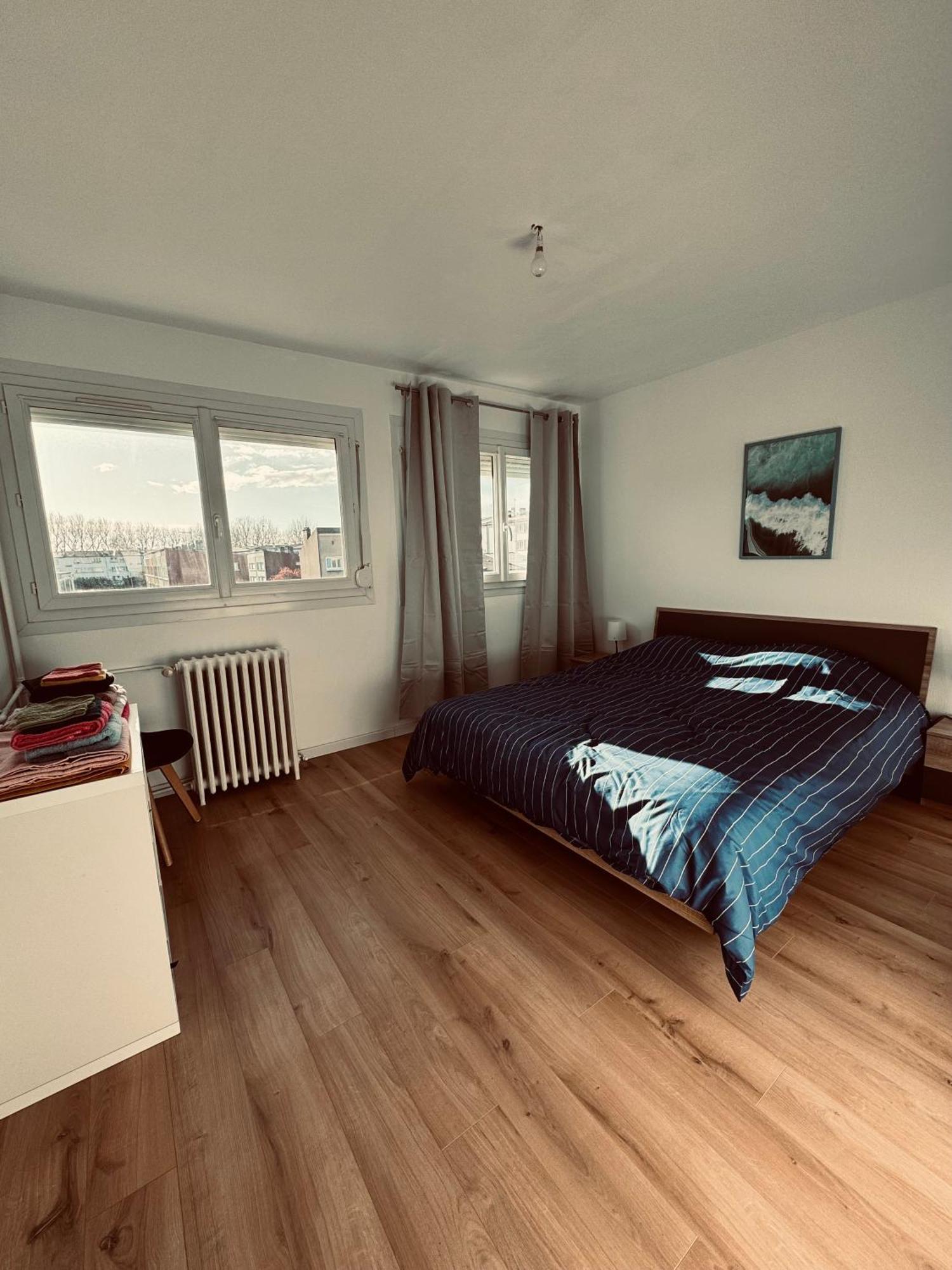 Superbe Appartement T3 Renove - Calais Nord Luaran gambar
