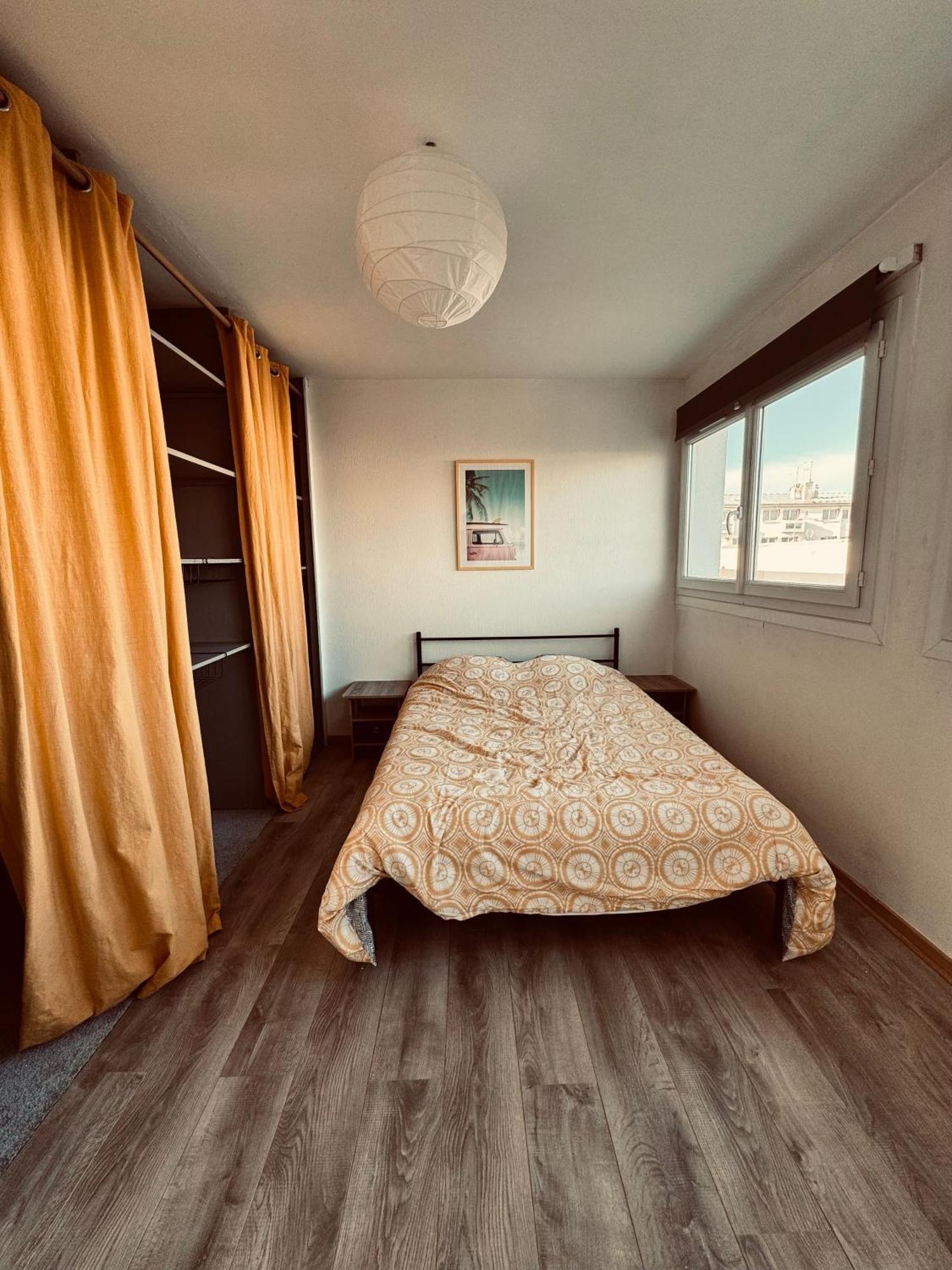 Superbe Appartement T3 Renove - Calais Nord Luaran gambar